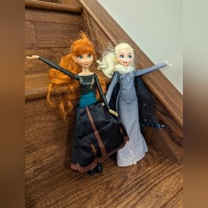Disney Frozen Anna and Elsa fashion dolls